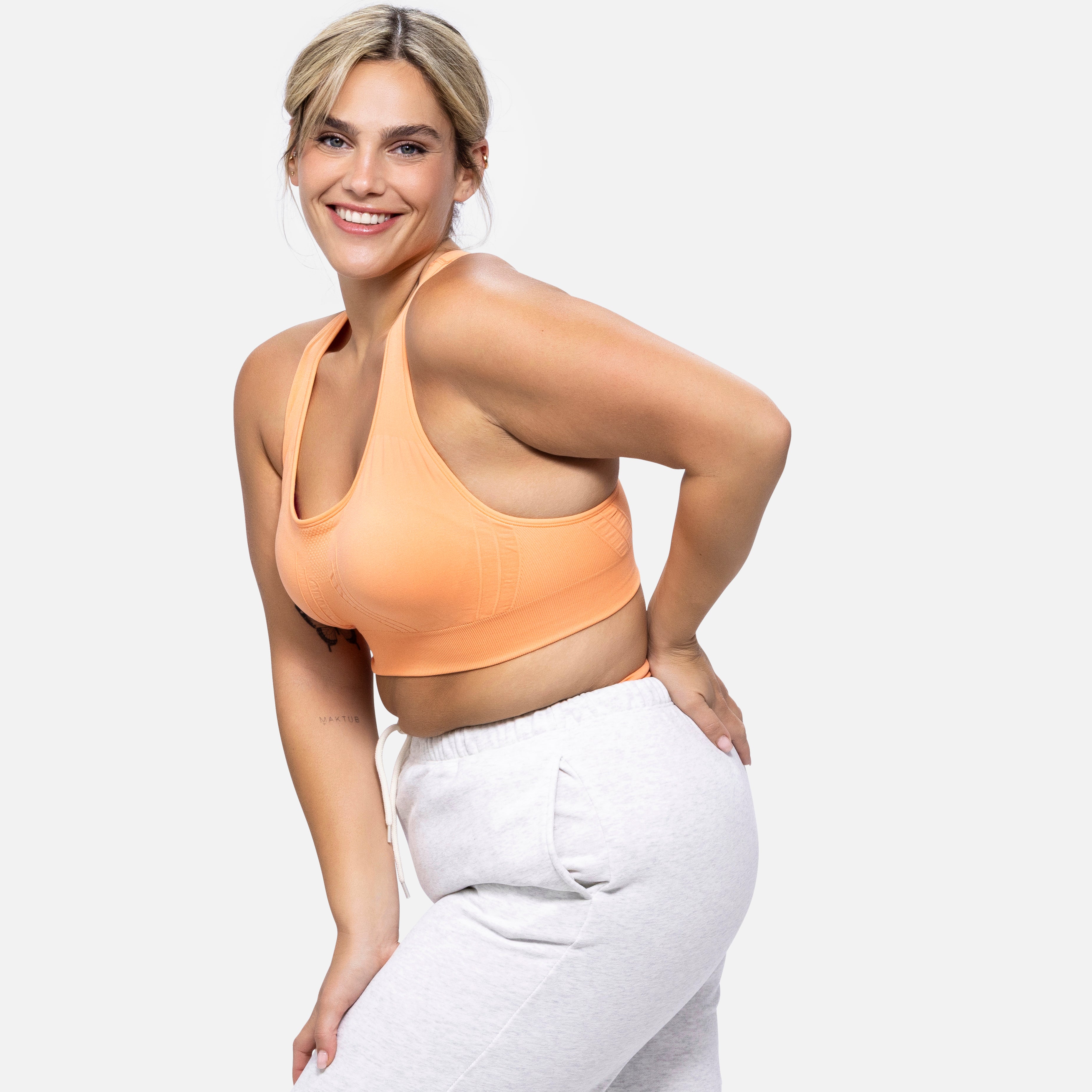 1145 The Nowsunday Racerback Sports Bra (Sewn In Pads)