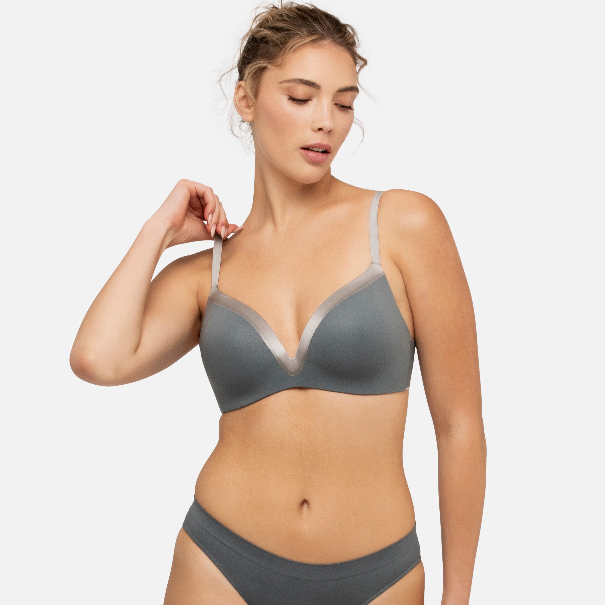 1258 The Satin Grace (3D molded)