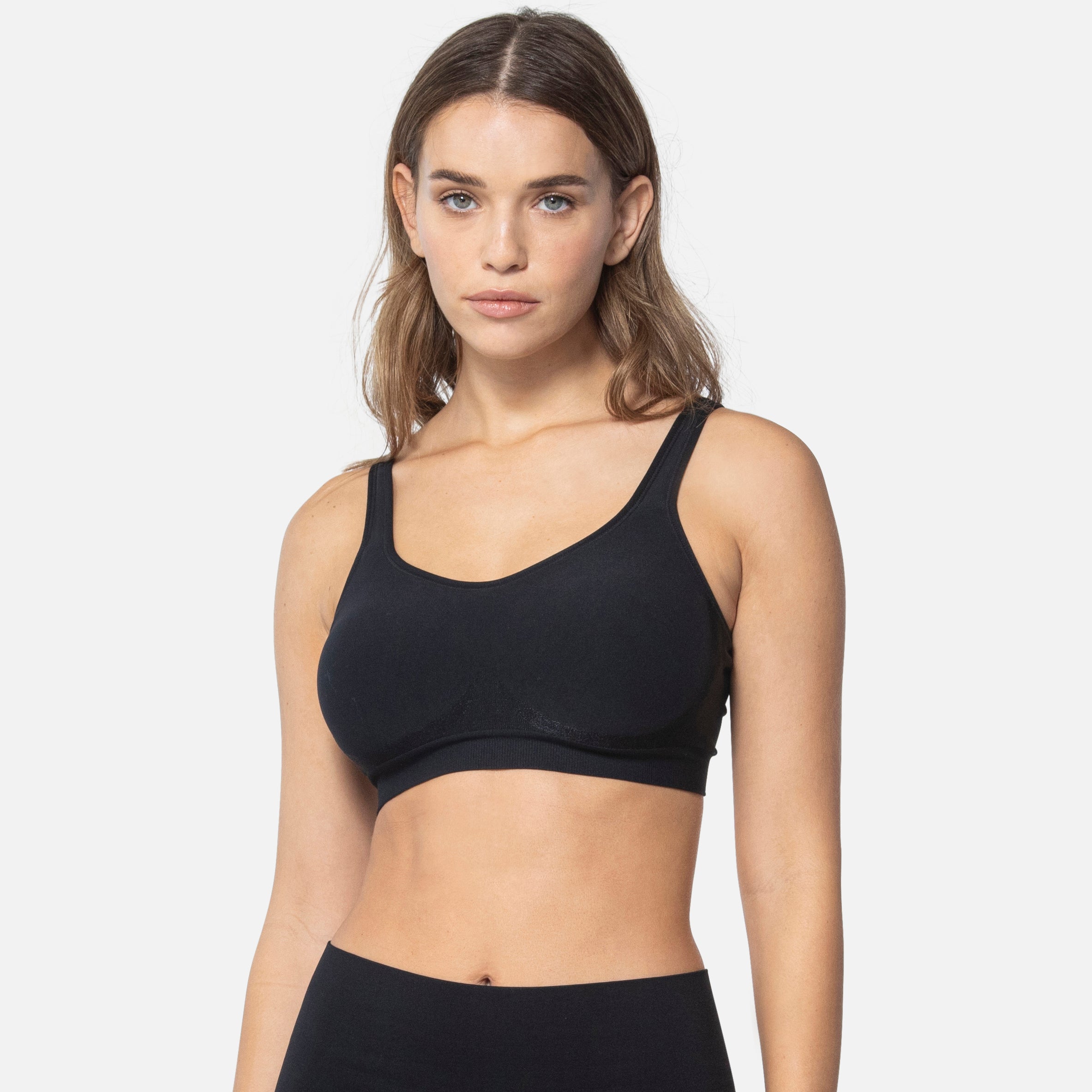 459 The Comfort Shaping Bra with Adjustable Straps
