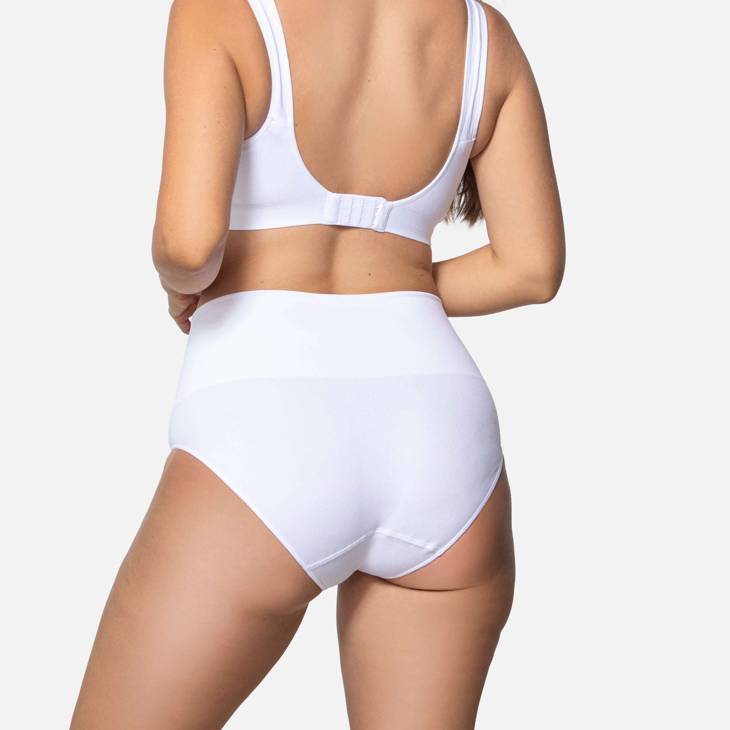 Smoothing At Waist Brief