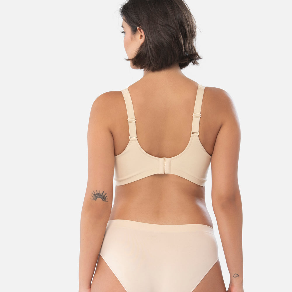 Style 460 in Sand showing its everyday silhouette