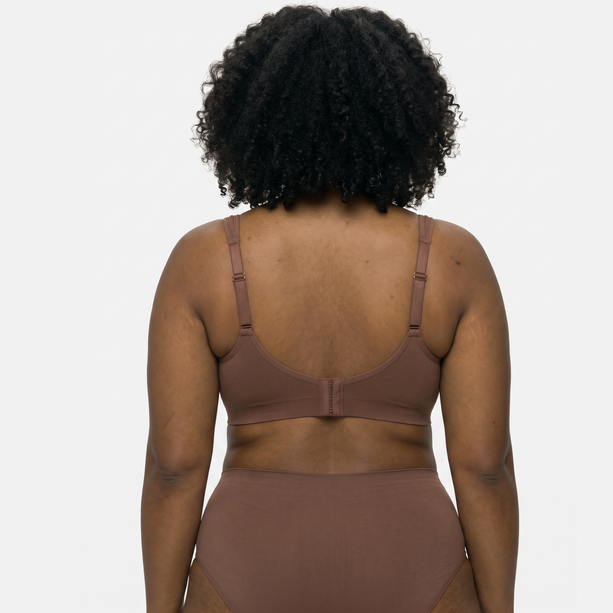 459 The Comfort Shaping Bra with Adjustable Straps